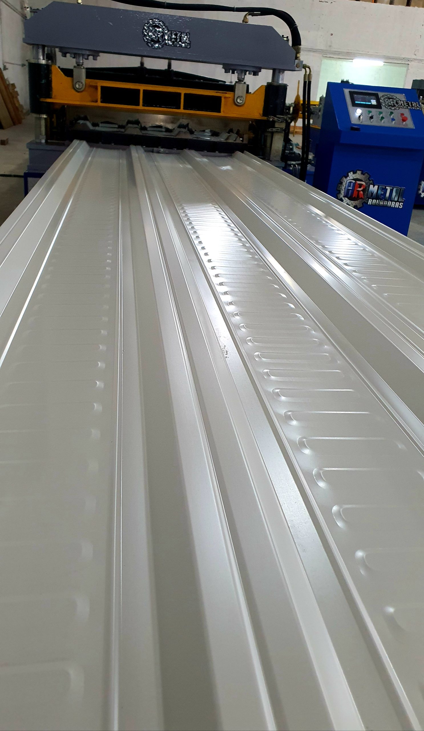 Lamina acanalada rn100